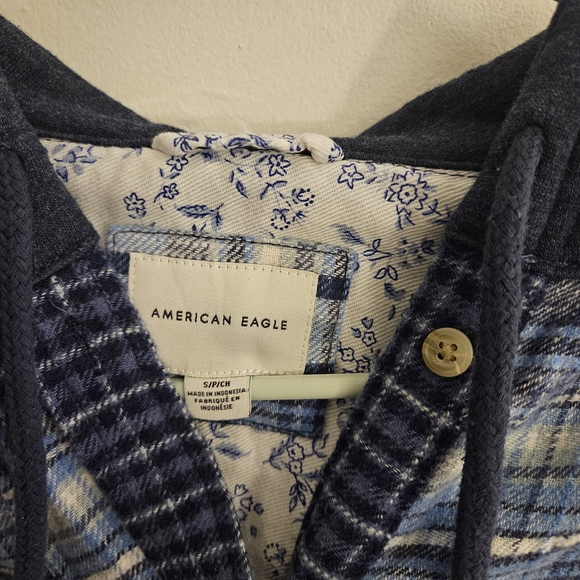 American Eagle Mixed Plaid Hoodie Flannel Shirt Women’s Small - Picture 5 of 6